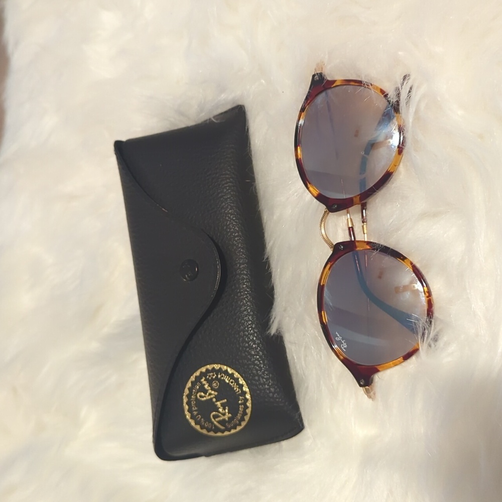Ray-Ban Round Fleck RB2447